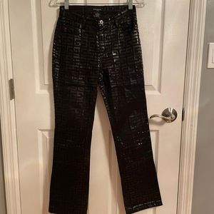 Guess Jeans Glamour All-Over Print Letter G. Size 26